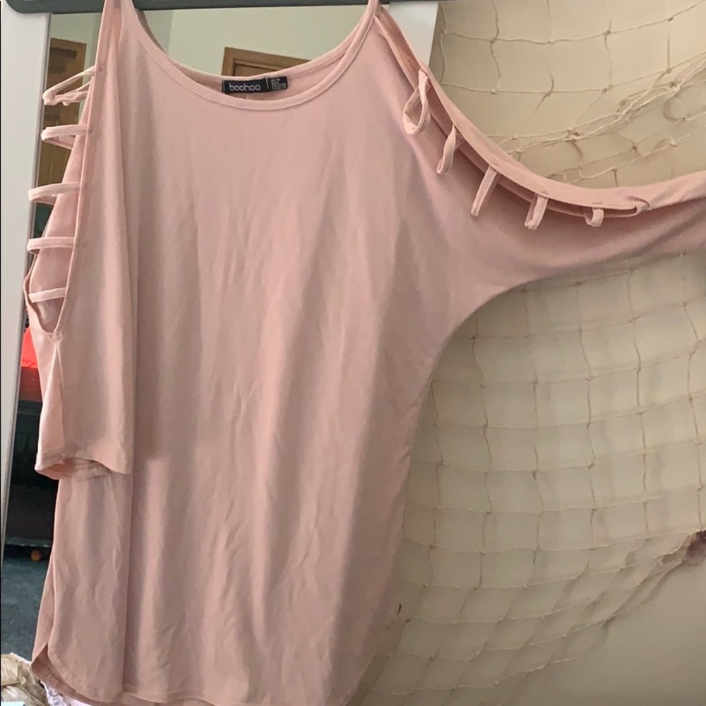 Pink 3/4 cut out sleeve shirt